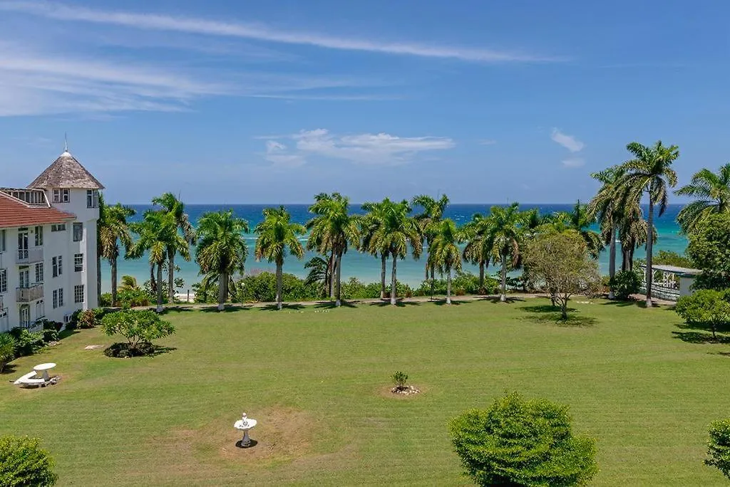 Marriott Seacastles B30 Rooftop Penthouse Montego Bay Apartment